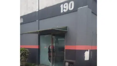 Autores dos disparos contra a base da PM no Guarujá ainda não foram identificados.