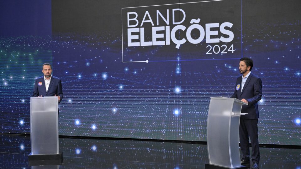 Ricardo Nunes e Guilherme Boulos se enfrentam no debate da Band do segundo turno à prefeitura de São Paulo.