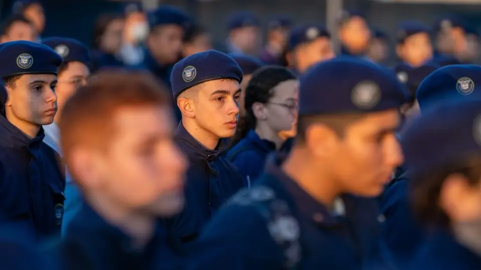 Escolas cívico-militares