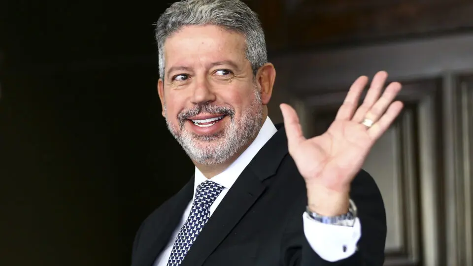 Lira sucessão Câmara Hugo Motta
