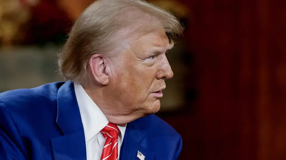 Trump promete elevar tarifas contra México se país não conter imigração ilegal e tráfico de drogas