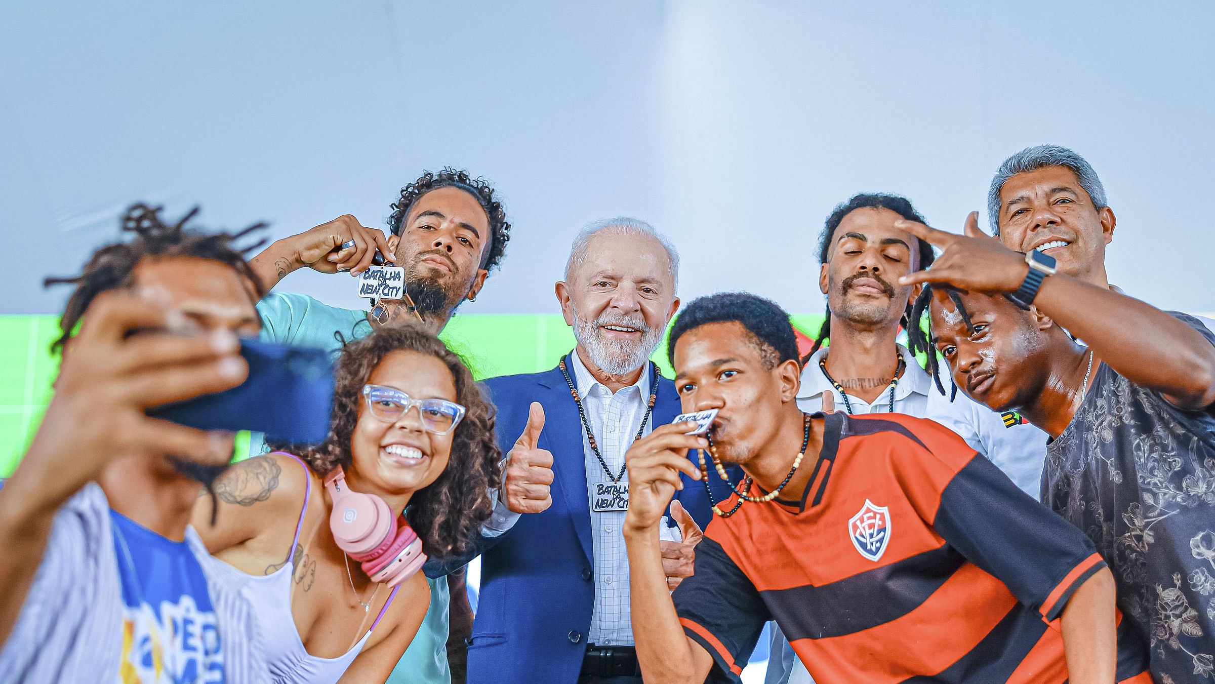 O presidente Lula no lançamento do Programa Pé de Meia, na Bahia.