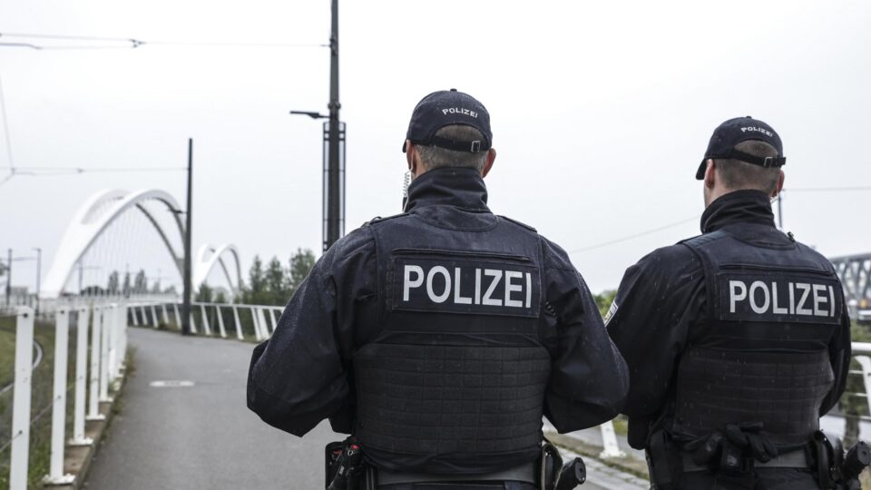 Alemanha prende imigrante da Líbia que planejava atacar embaixada de Israel em Berlim