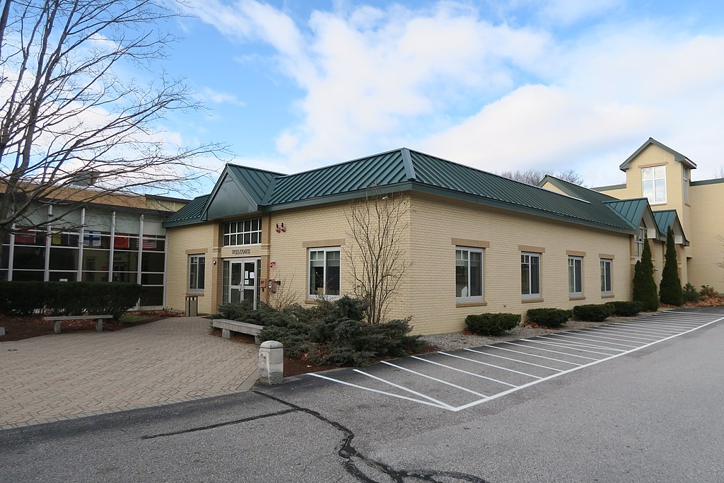 Time de futebol feminino integra a Bishop Brady High School, localizada em New Hampshire, nos EUA
