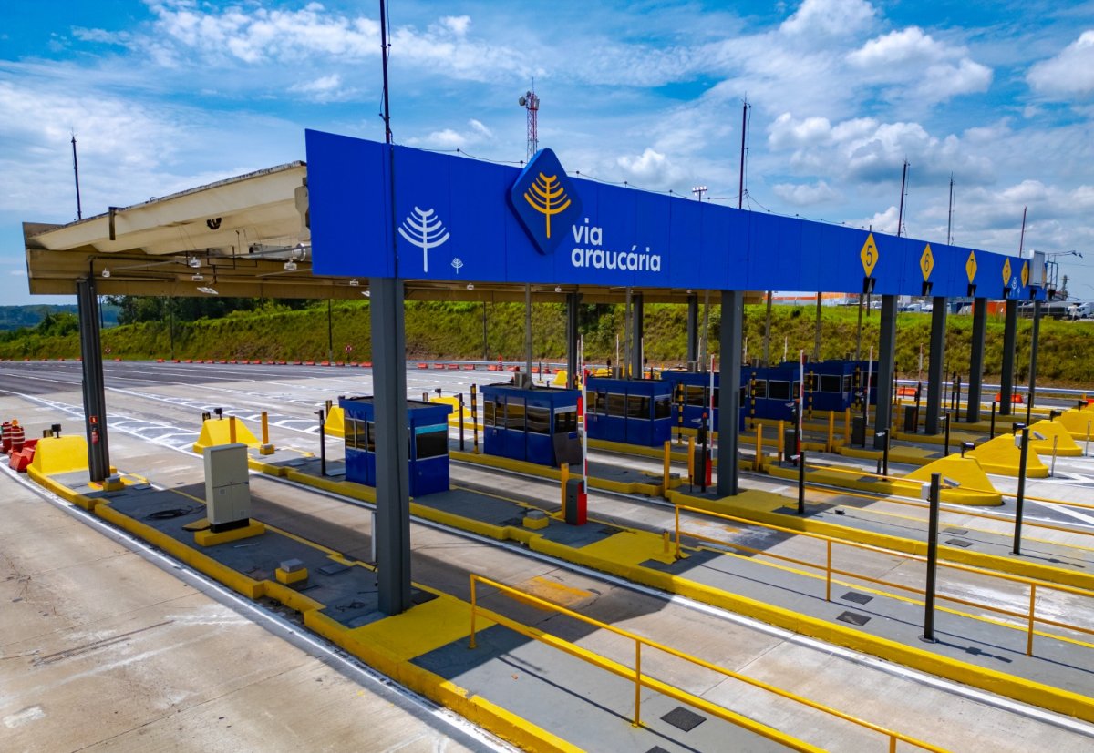 Via Araucária administra rodovias no Paraná.
