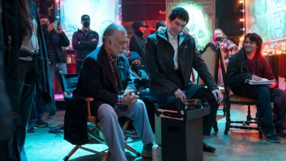 Francis Ford Coppola e o ator Adam Driver durante as filmagens de "Megalópolis"