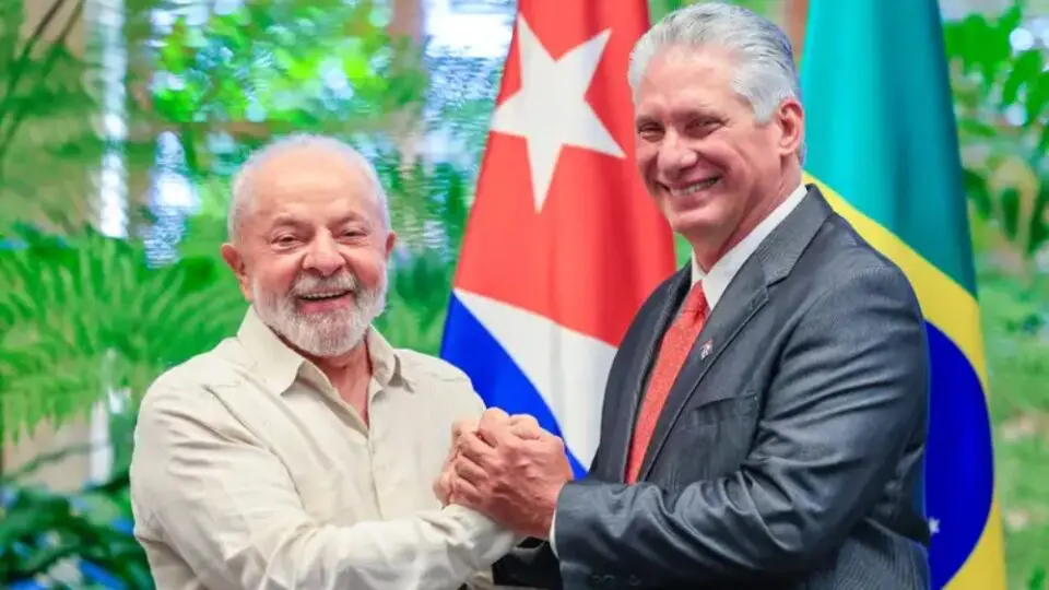 Governo Lula comemora retirada de Cuba de lista dos EUA sobre terrorismo