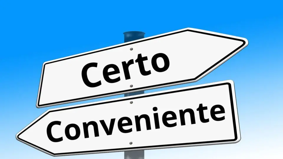 POLÍTICA CERTO CONVENIENTE