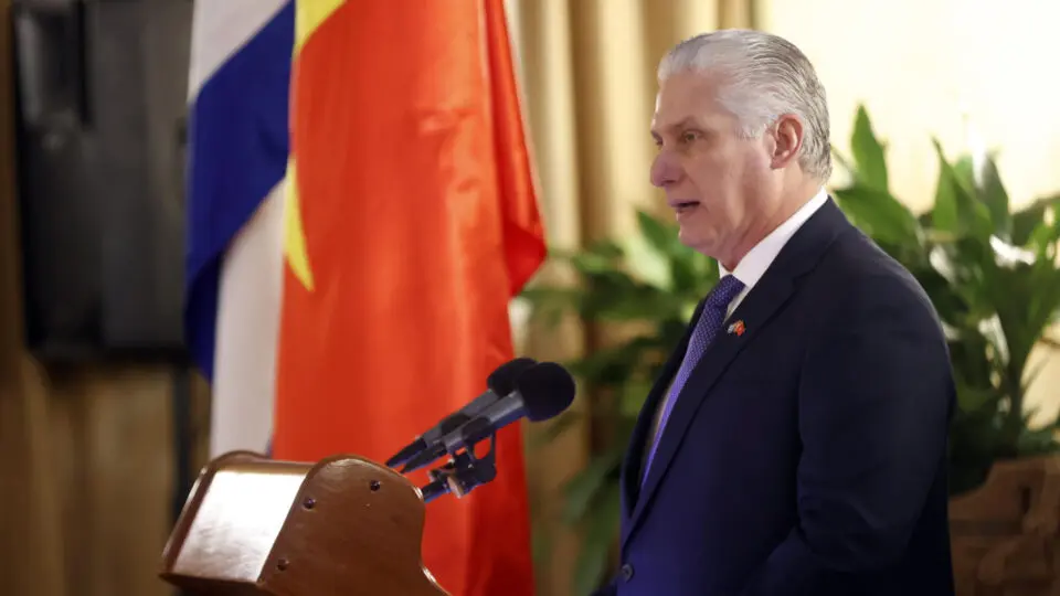 Cuba diz que libertou mais de 500 prisioneiros políticos após mediação do Vaticano e decisão de Biden