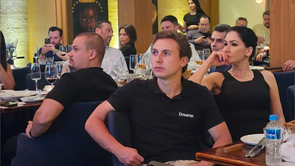 Investidores imobiliários de Maringá e norte do Paraná acompanham roadshow promovido pela JOTA8