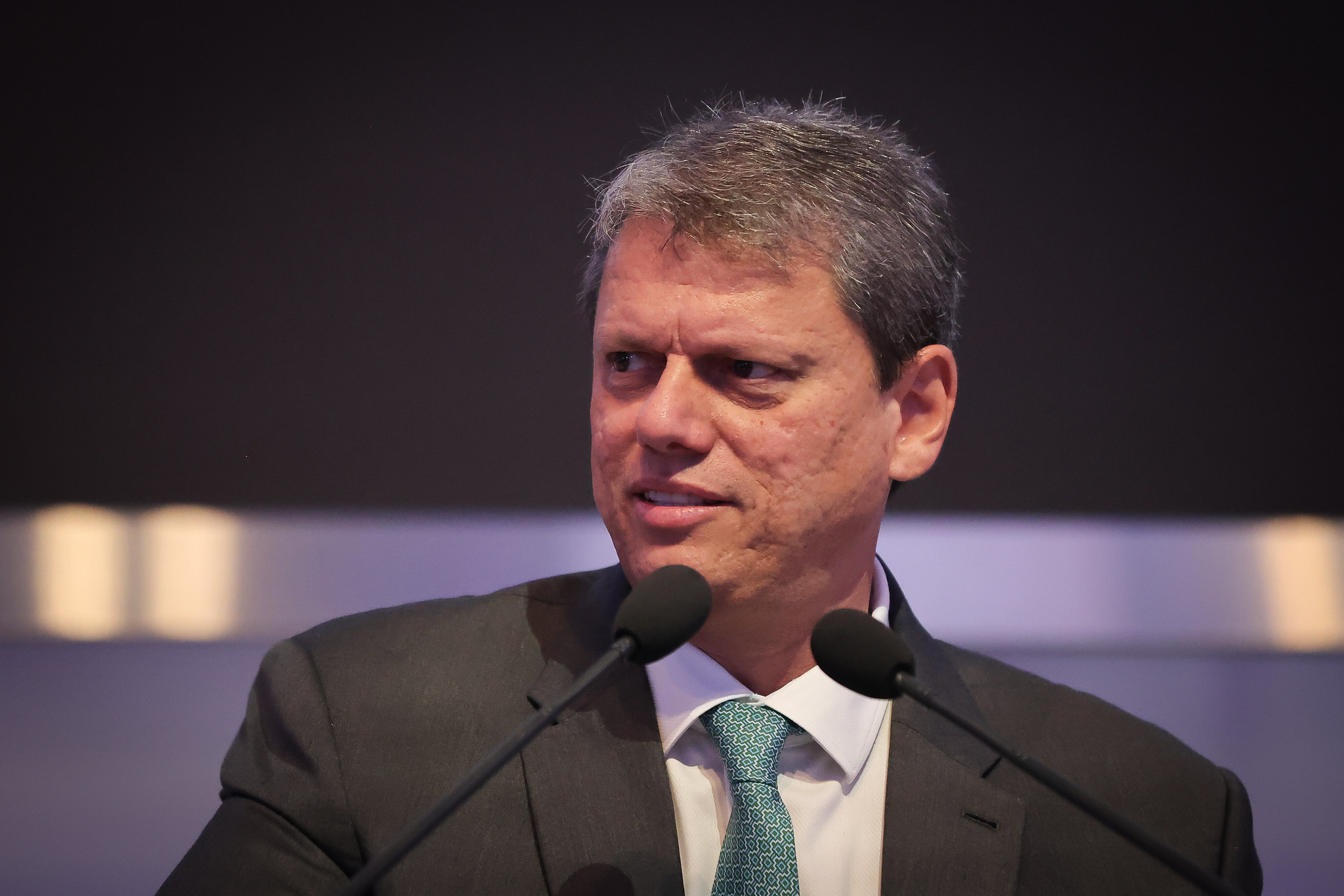 Governador de São Paulo, Tarcísio Gomes de Freitas disse que segurança não pode ficar restrita a PEC.