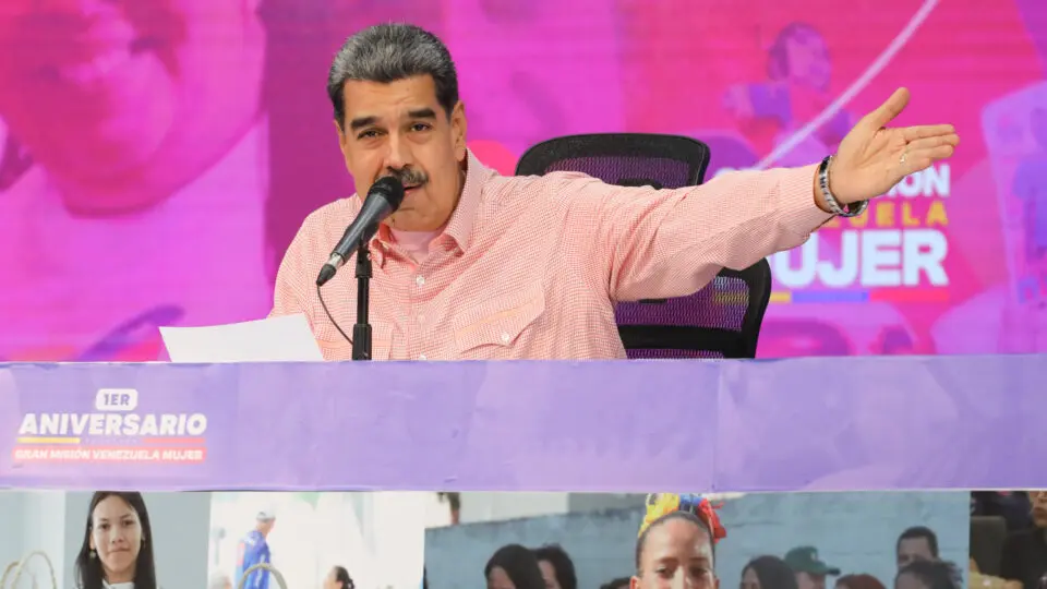 Maduro ativa organização militar para reprimir protestos convocados pela oposição na Venezuela