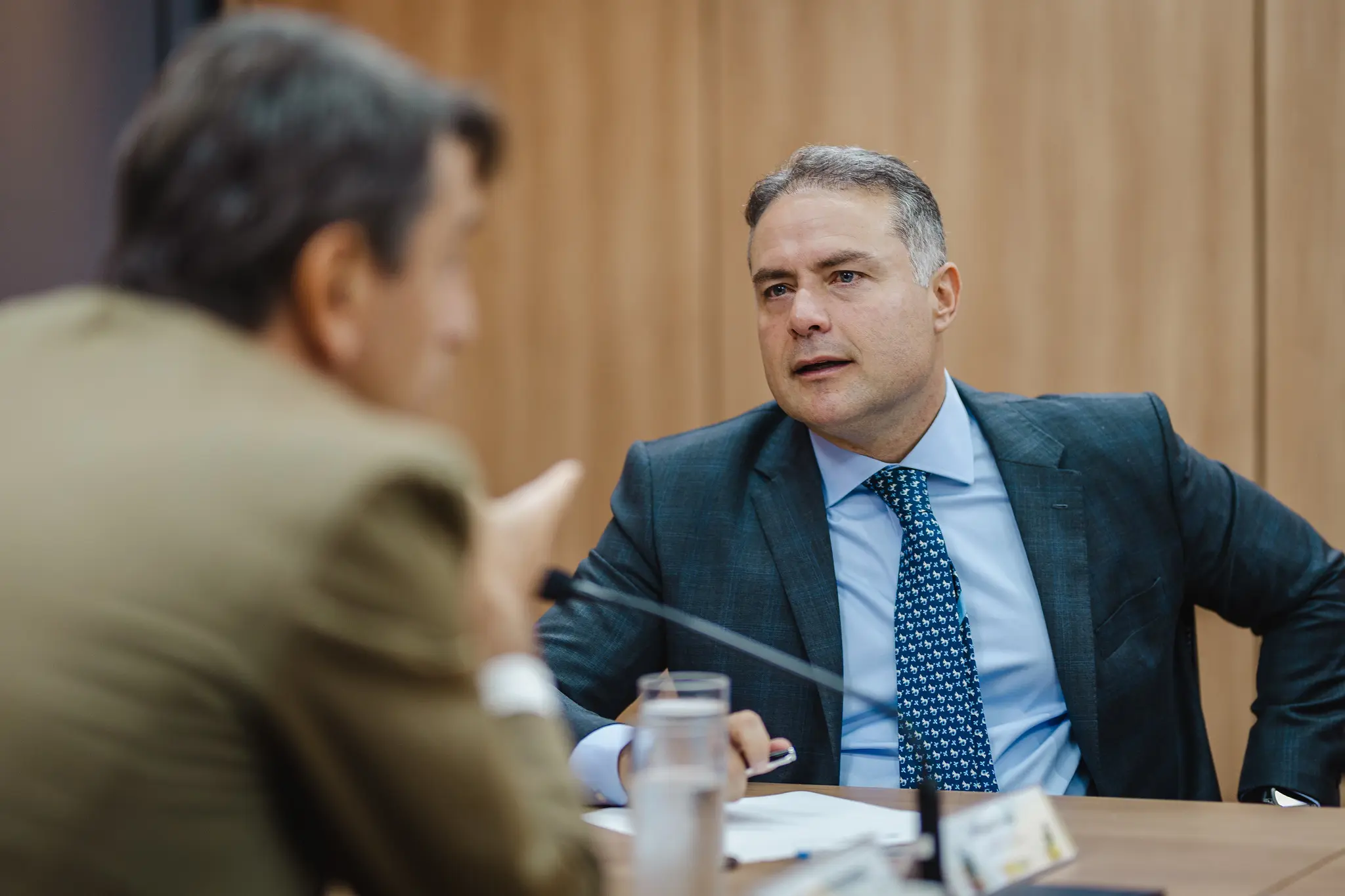 Ministro dos Transportes, Renan Filho, pode ser convocado a explicar fala sobre traficantes preferirem o Brasil