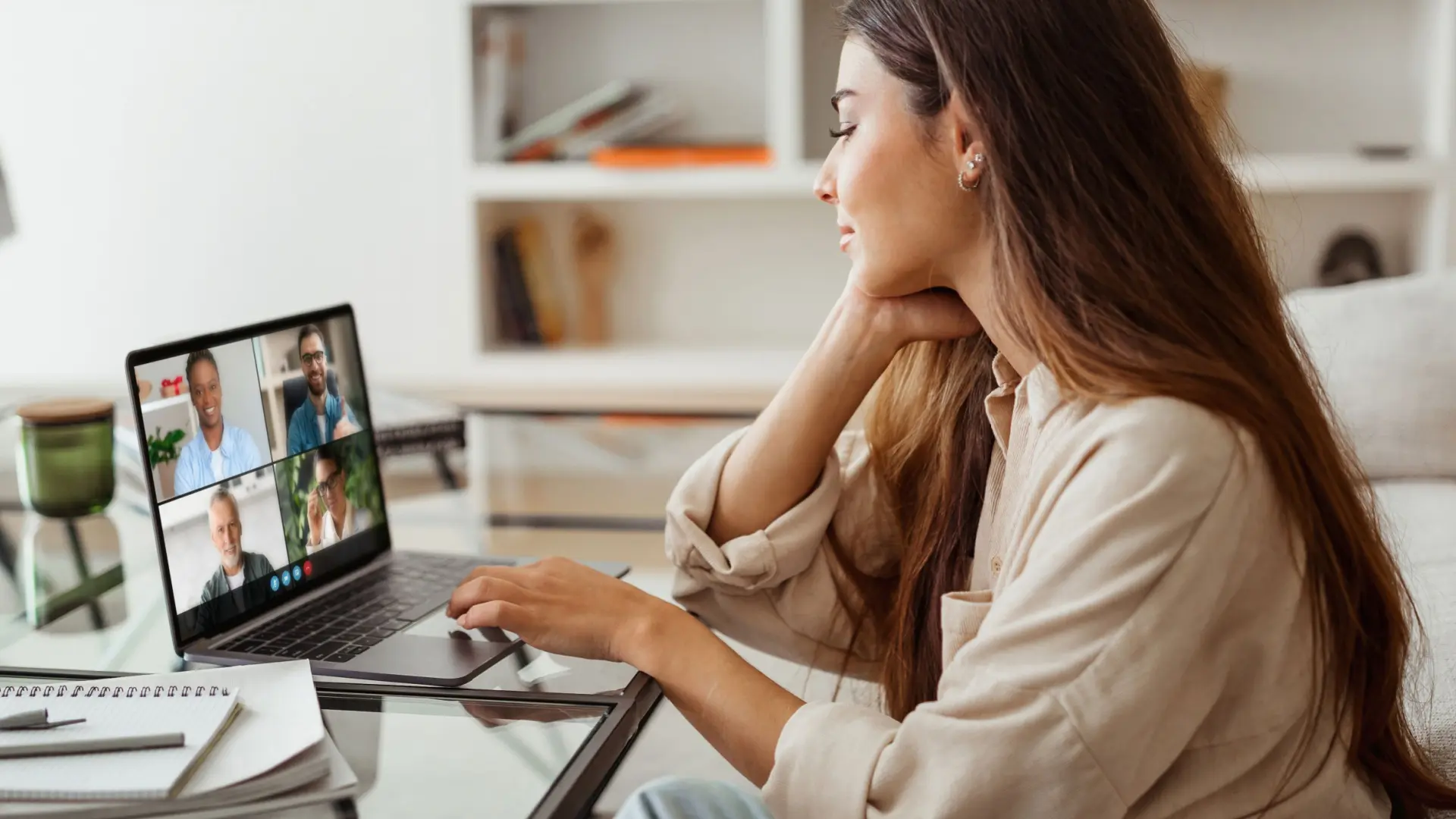 Em um cenário cada vez mais dinâmico e globalizado, a gestão de pessoas tem passado por profundas mudanças, à medida que as organizações enfrentam desafios humanos mais complexos.