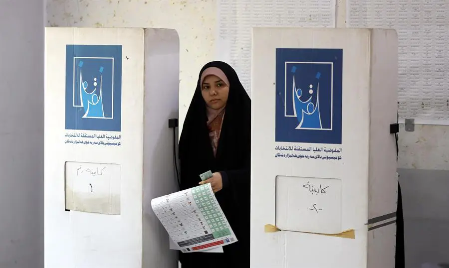 Além de reduzir a idade legal para o casamento, a emenda quer remover outros direitos das mulheres, como divórcio e custódia dos filhos