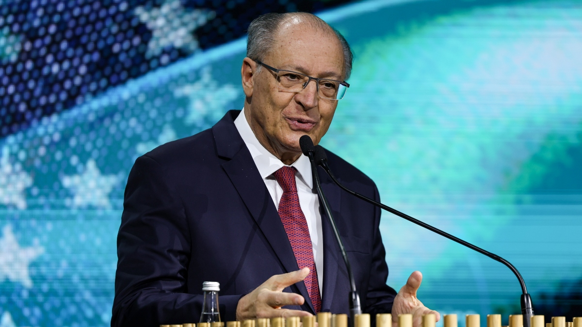 Vice-presidente considerou como “grave” explosões nas proximidades do STF. Lula ainda não se pronunciou.