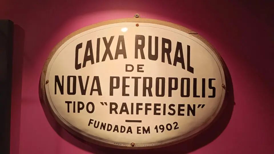 Placa de Caixa Rural de Nova Petrópolis