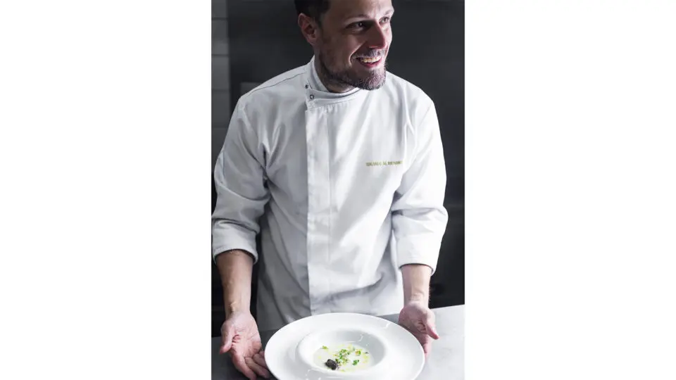 O renomado chef Eduardo Richard, conhecido por seu amor pela culinária francesa, foi semifinalista da 6ª edição do Masterchef Brasil e é responsável por todo o conceito gastronômico do Bourbon Bistrot.