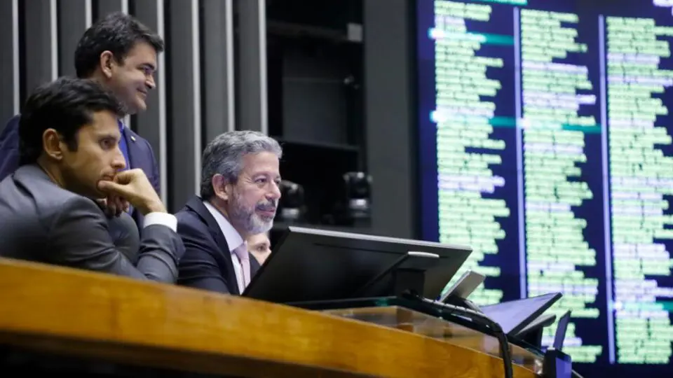 Congresso aprova PL das emendas
