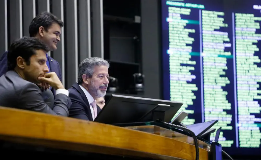 Congresso aprova PL das emendas