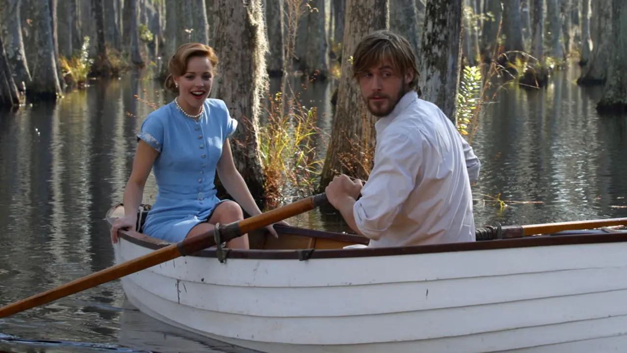Rachel McAdams e Ryan Gosling em cena de "Diário de uma Paixão"