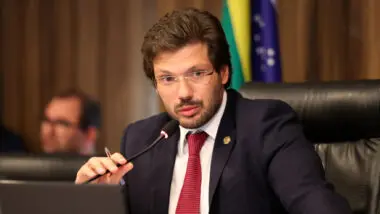 Prefeito eleito de Londrina, Tiago Amaral (PSD).