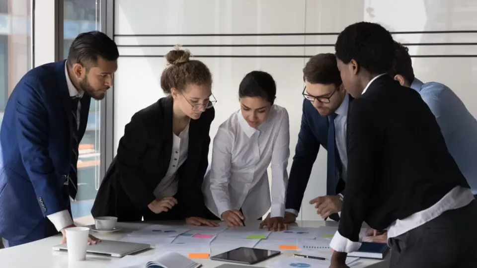 Um dos maiores desafios enfrentados pelas empresas brasileiras atualmente é manter as finanças em equilíbrio enquanto se busca crescimento sustentável. A chave para superar esse cenário está em uma gestão estratégica baseada em dados