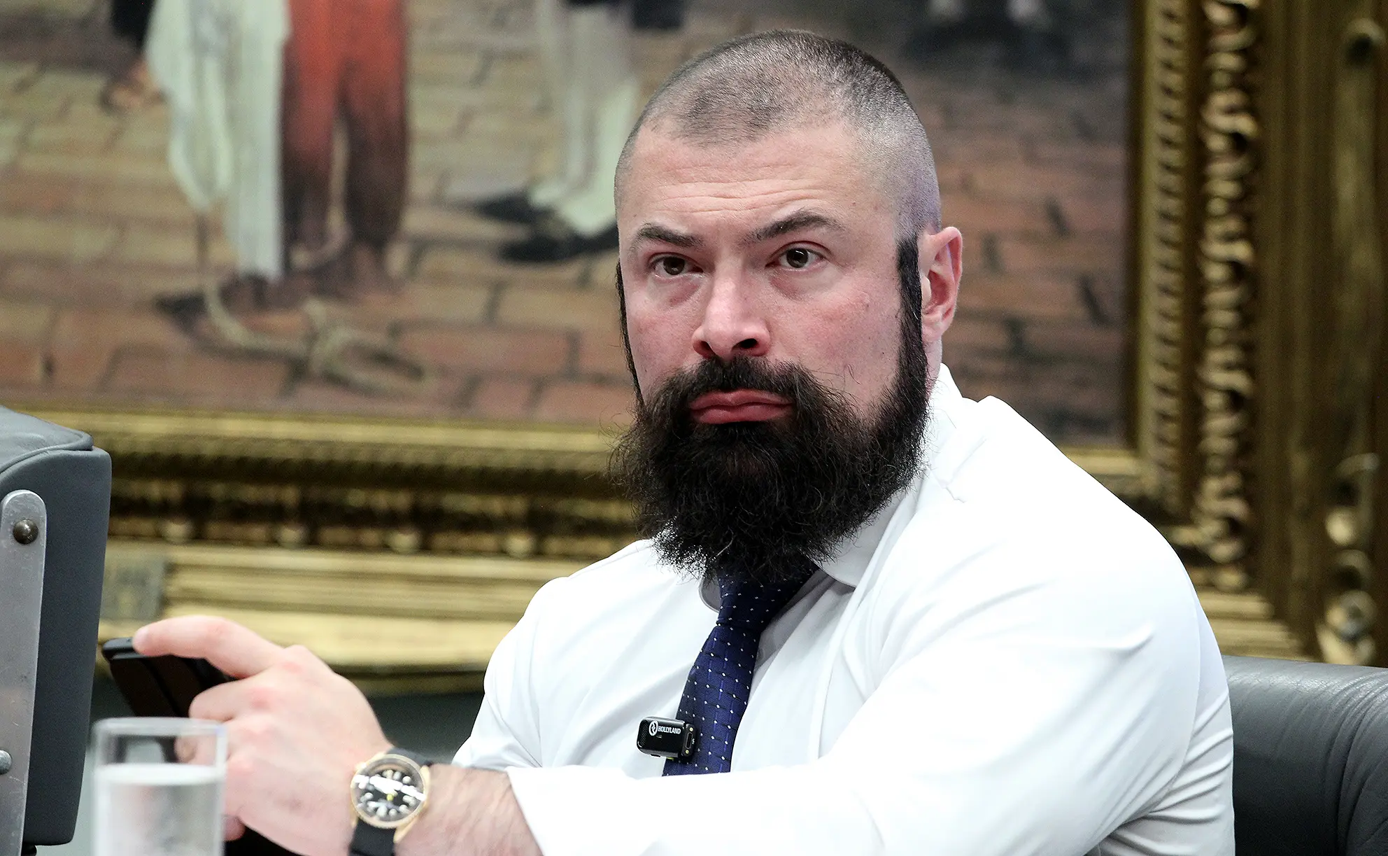 Deputado do PL vai relatar PEC que proíbe militares na política