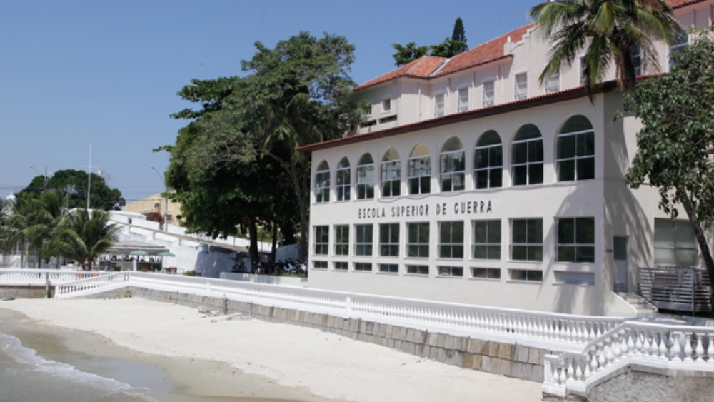 Militar atuava na Escola Superior de Guerra (ESG).