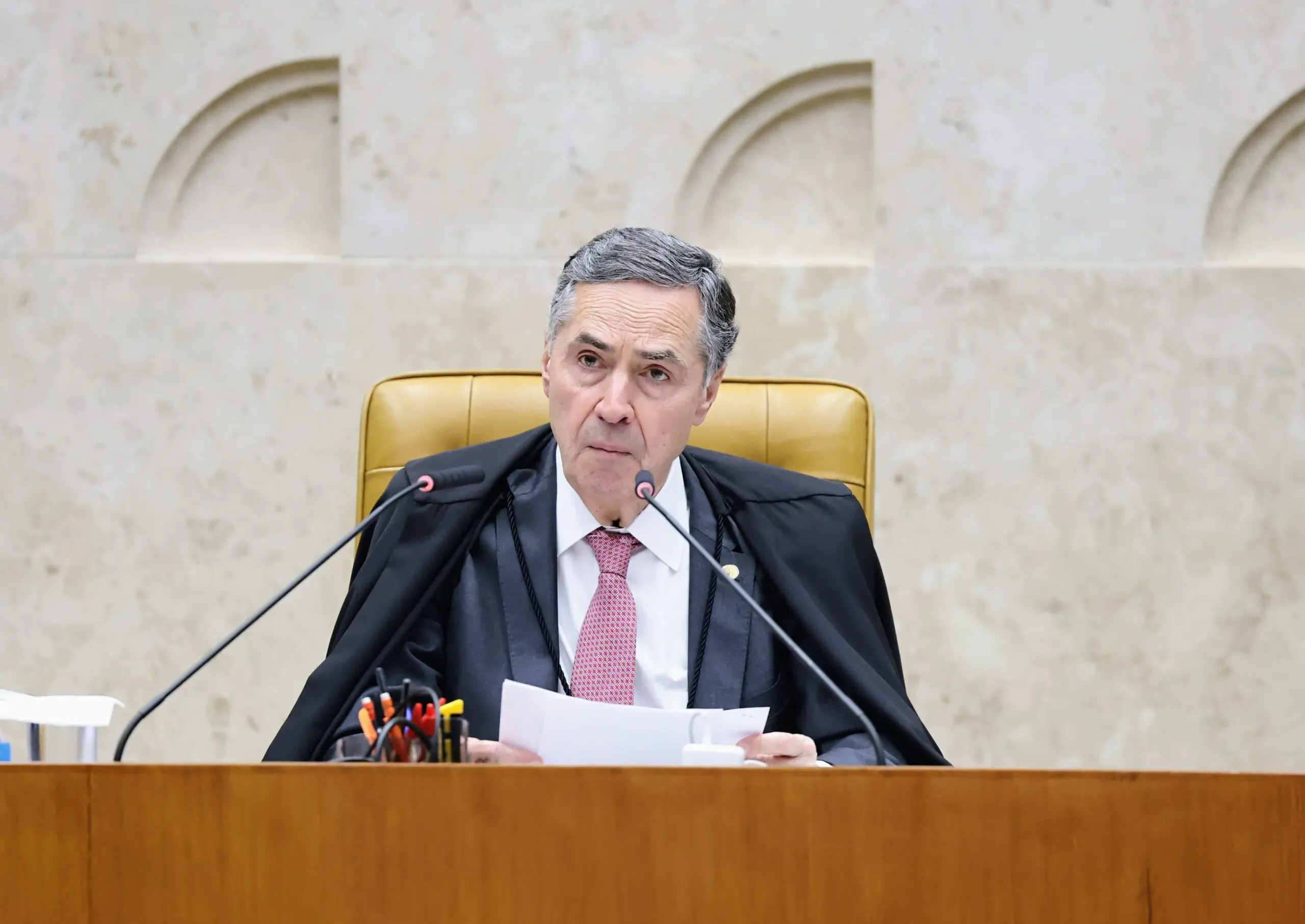 Luís Roberto Barroso ativismo judicial