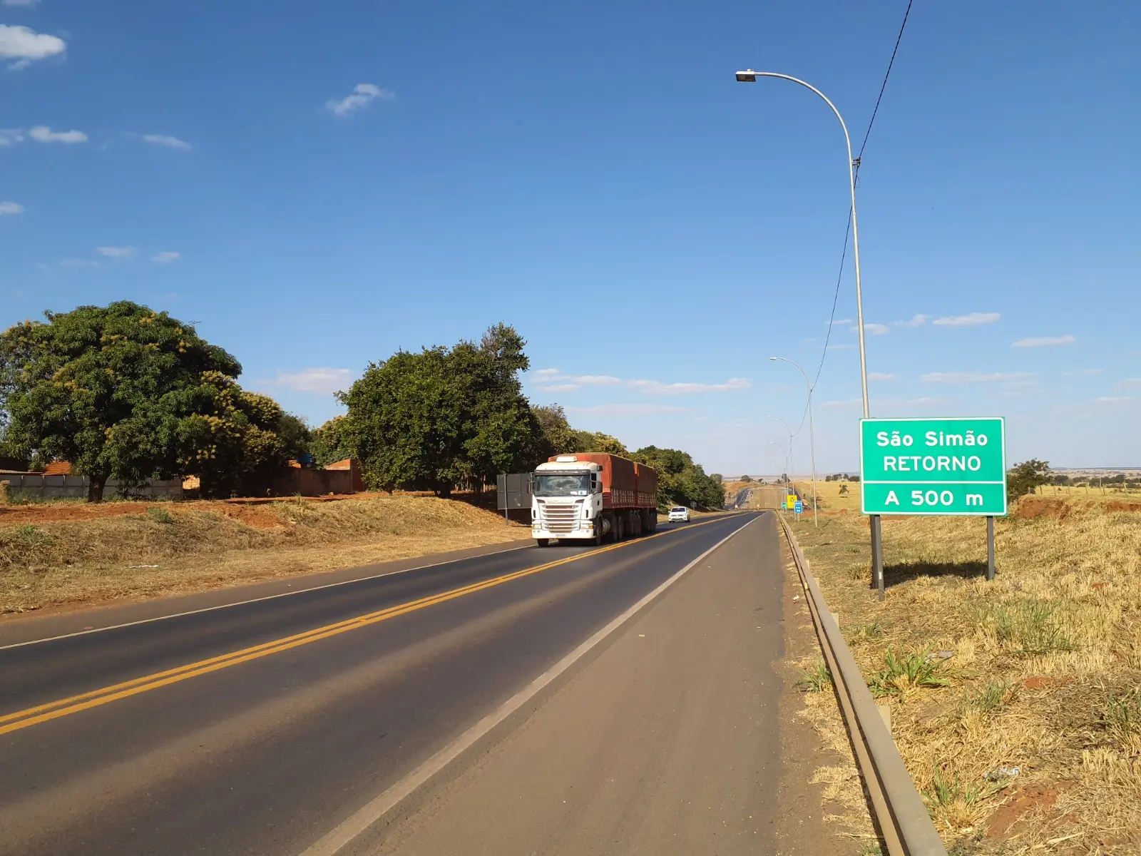 BR-364 é considerada com "bom" asfalto, segundo a pesquisa.