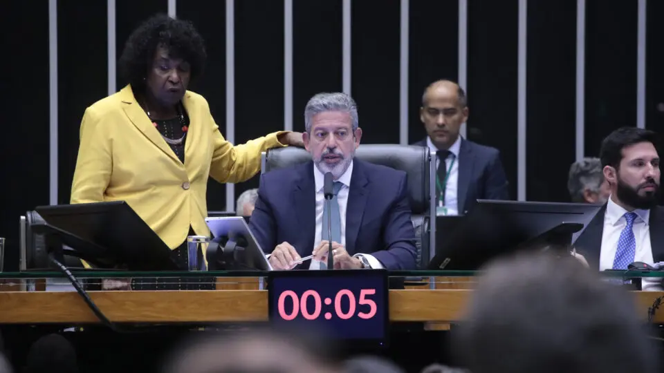 Câmara aprova urgência para projetos do pacote fiscal
