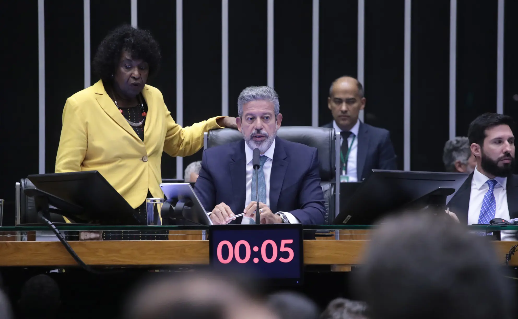 Câmara aprova urgência para projetos do pacote fiscal