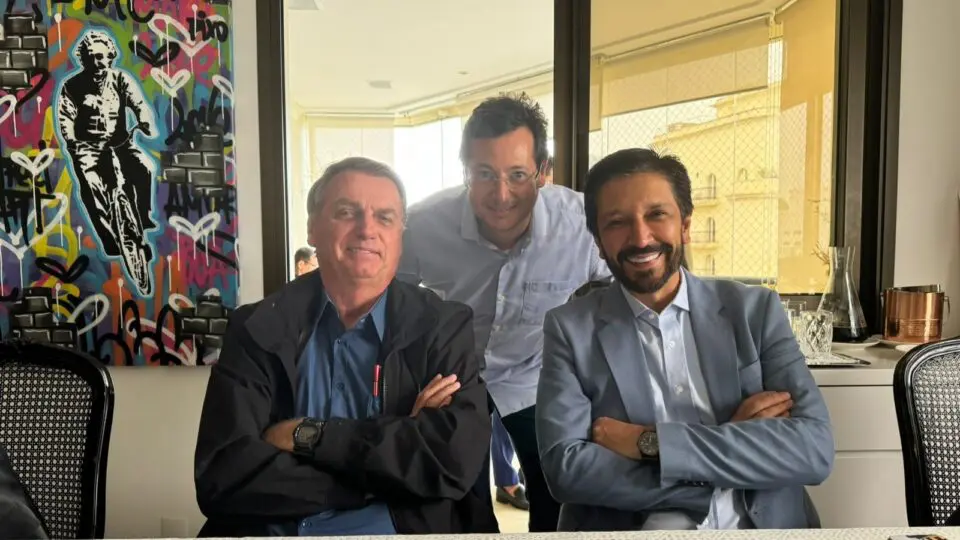 Aliança de centro-direita: o ex-presidente Jair Bolsonaro em almoço promovido por Fabio Wajngarten com Ricardo Nunes e empresários