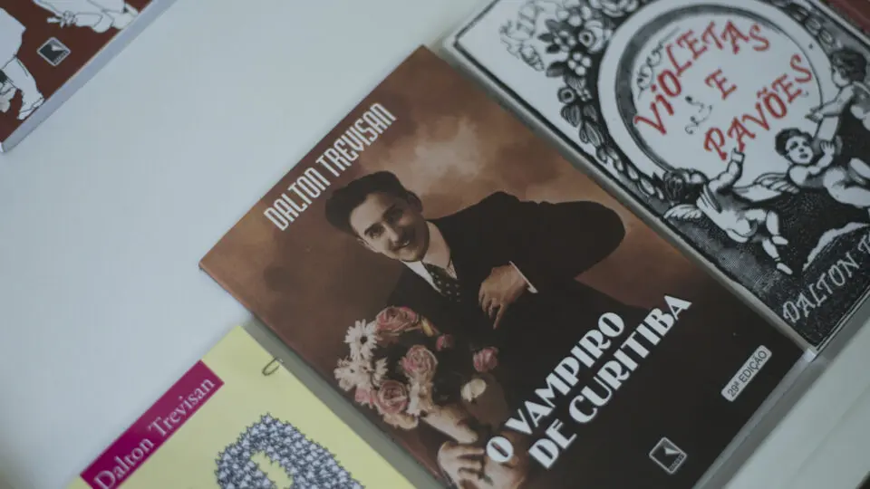 "O vampiro de Curitiba" é um dos legados do escritor curitibano Dalton Trevisan.