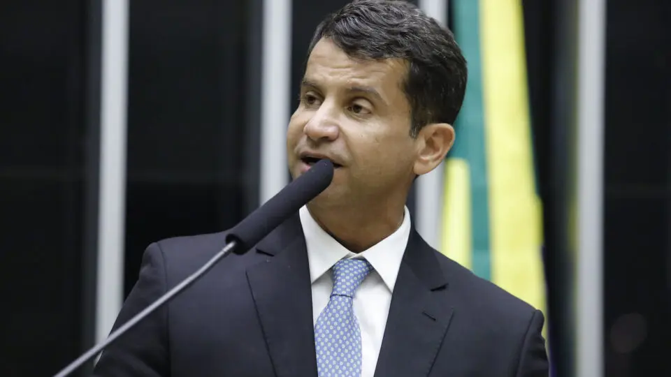 Câmara aprova renegociação de dívidas de estados com jabuti que beneficia governo