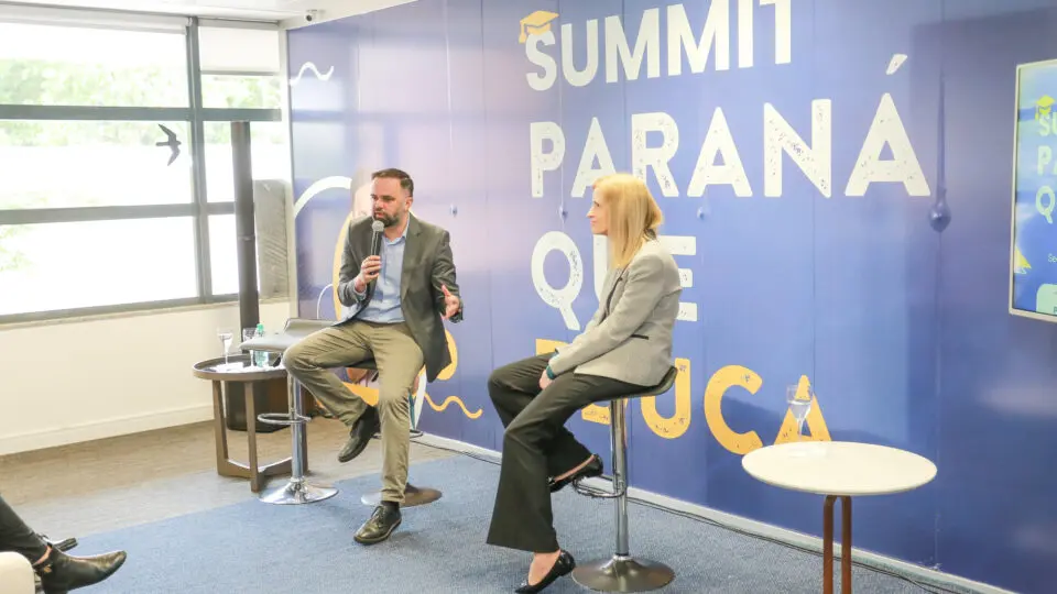 Summit "Paraná que educa" foi realizado nesta terça-feira (10).