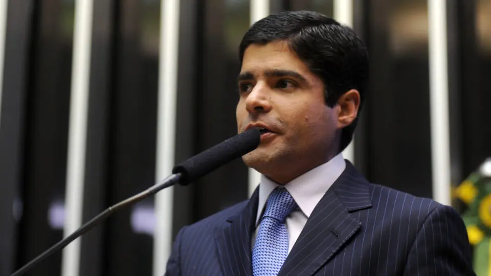 Pesquisa divulgada nesta quinta-feira (12) mostra cenário eleitoral para o governo da Bahia em 2026.