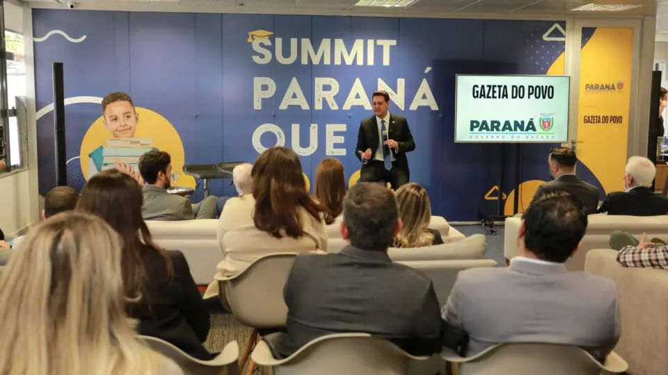 Governador Ratinho Junior durante o evento "Paraná que educa", realizado em parceria com a Gazeta do Povo, nesta semana.