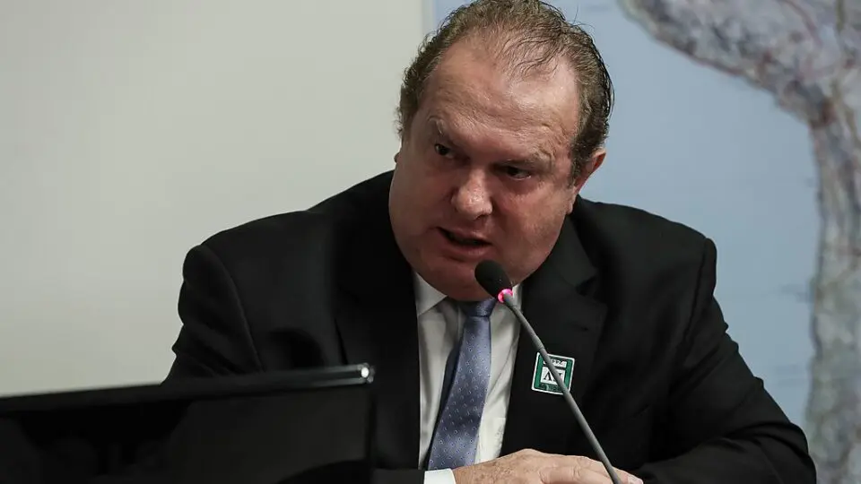 Mauro Carlesse, ex-governador do Tocantins, é preso sob suspeita de planejar fuga do país