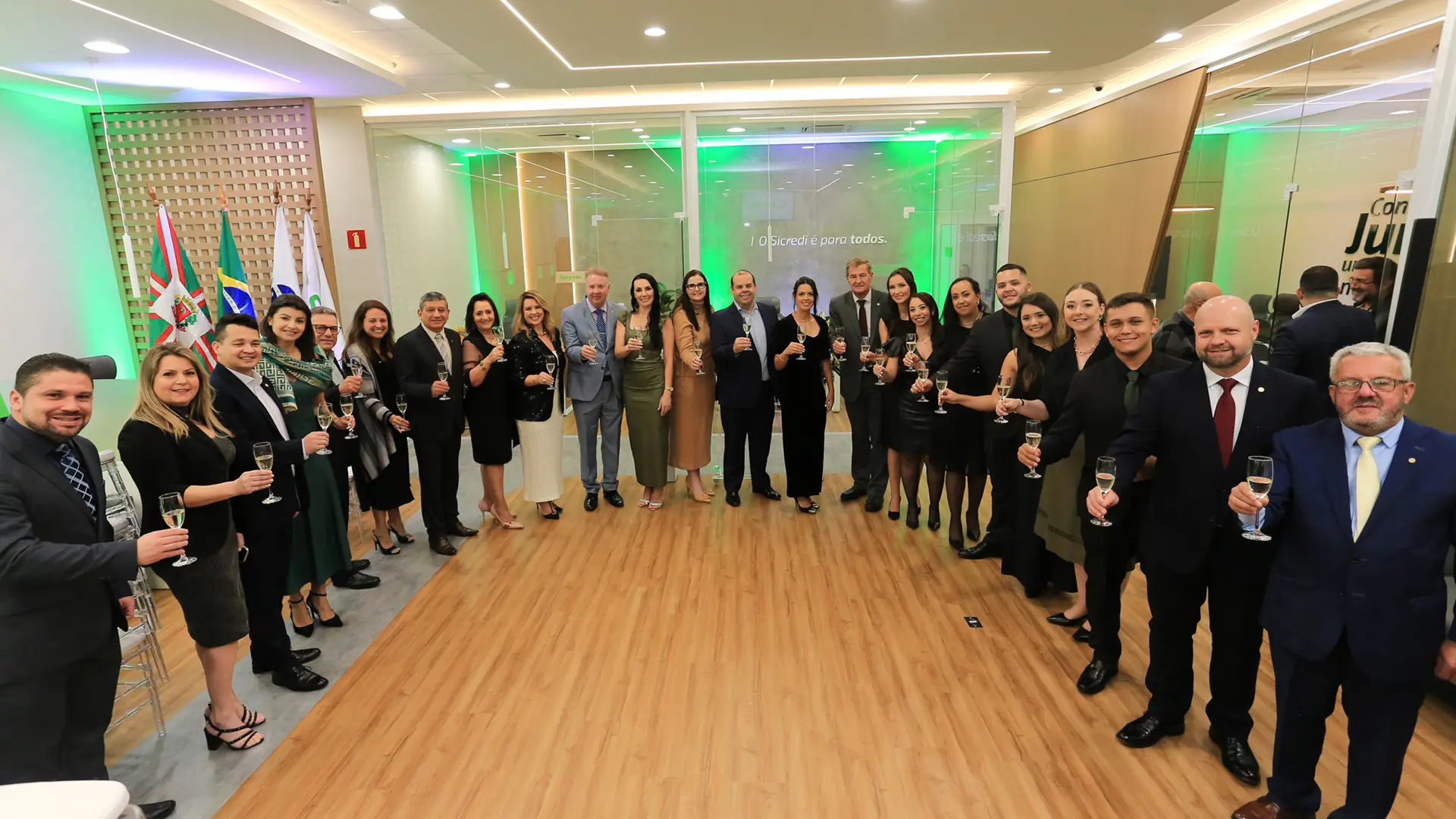 Cooperativa amplia atuação no Paraná e em São Paulo.