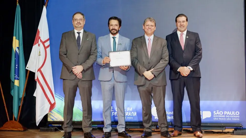 O prefeito reeleito Ricardo Nunes (MDB) e os vereadores de São Paulo são diplomados pelo TRE-SP