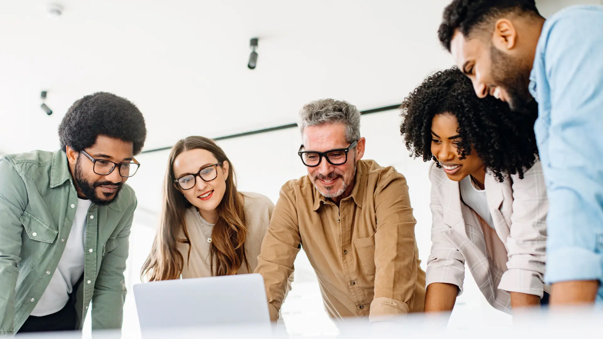 Diversidade transcende o meio corporativo e chega à sociedade