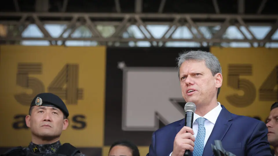 Para mais da metade dos entrevistados, PM de São Paulo é igual ou menos violenta que em outros estados.