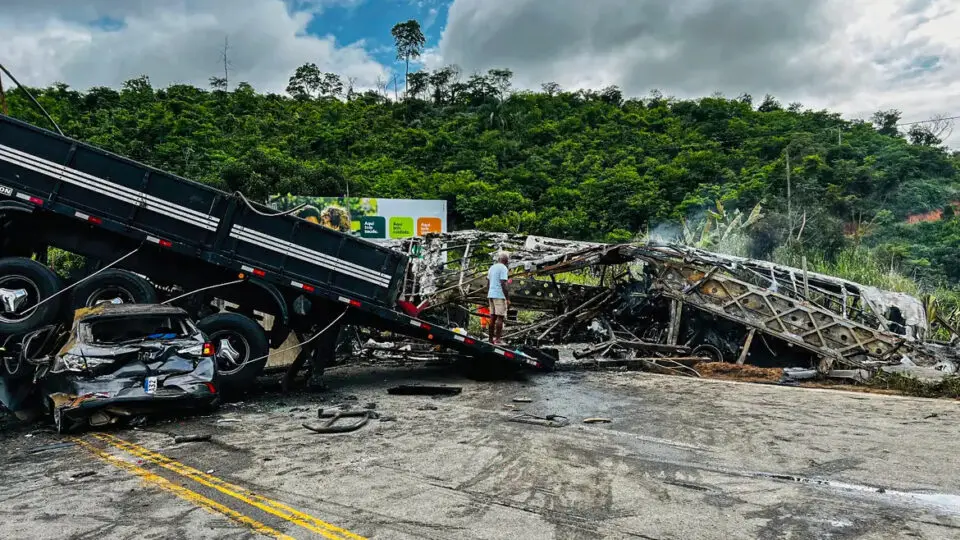 Acidente BR-116 Minas Gerais