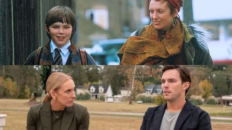 Nicholas Hoult e Toni Collette em dois filmes: "Um Grande Garoto" (2002) e "Jurado Nº 2" (2024)