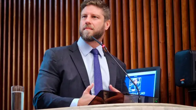 Requião Filho lança projeto “O Paraná em Movimento” e começa articulações para concorrer ao governo