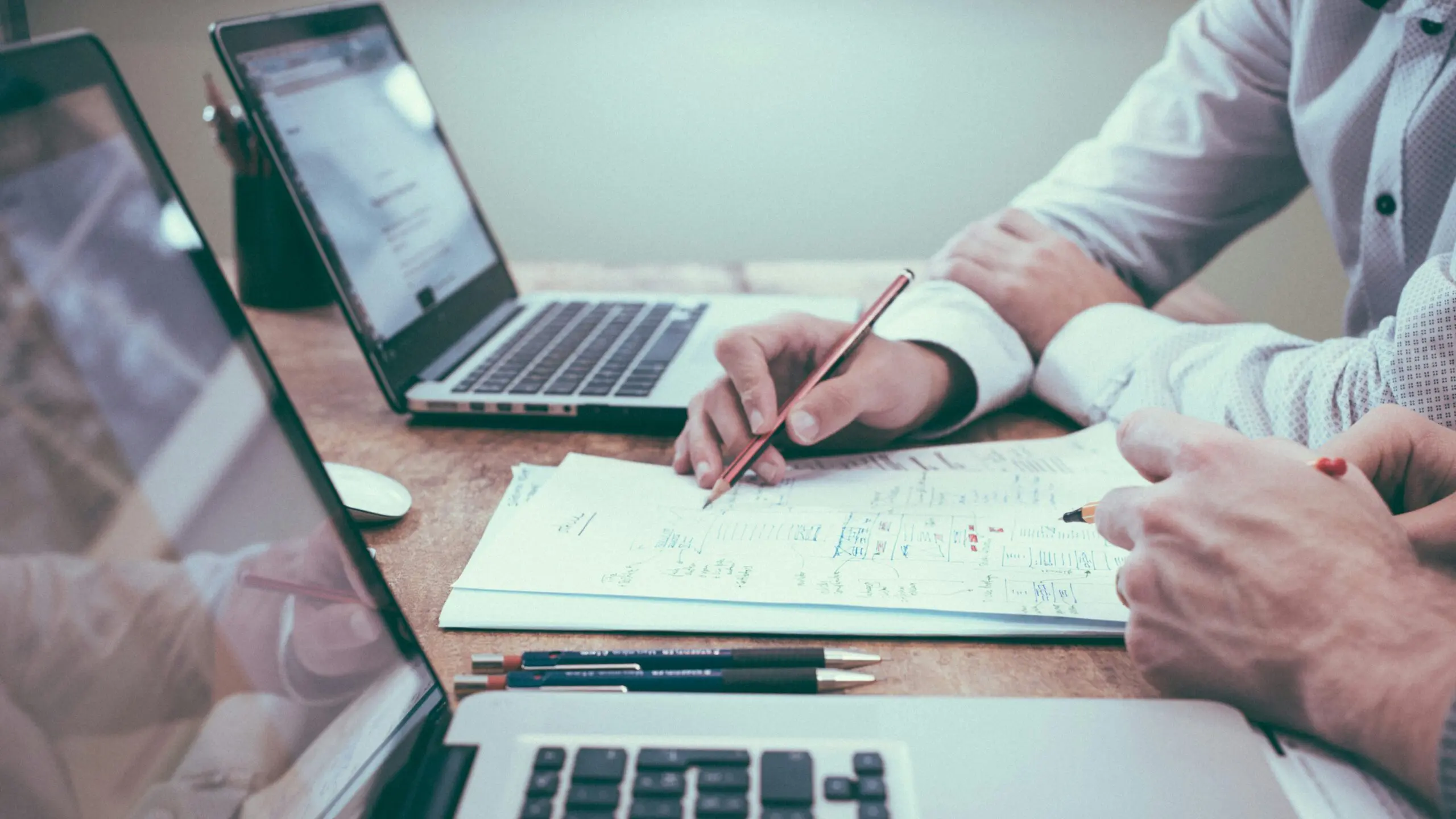 Empresas do Simples Nacional terão que atentar para possíveis aumentos de taxação e perda de competitividade com a reforma tributária