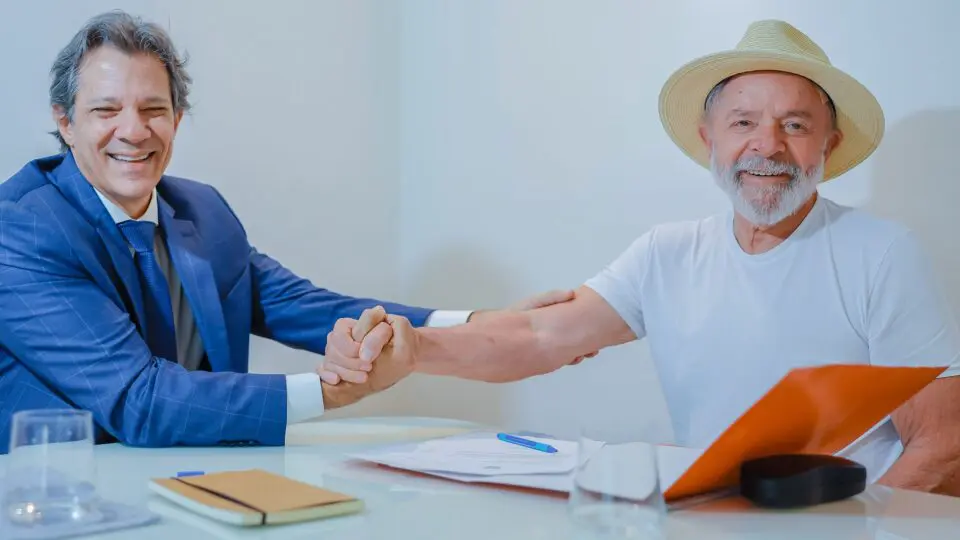 Metade do mandato Lula