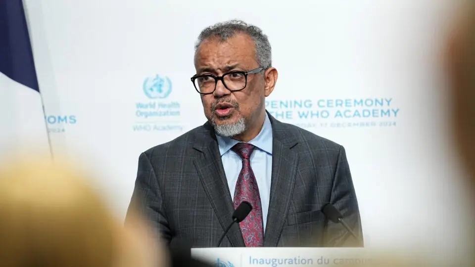 OMS pede mais transparência à China sobre as origens da Covid-19